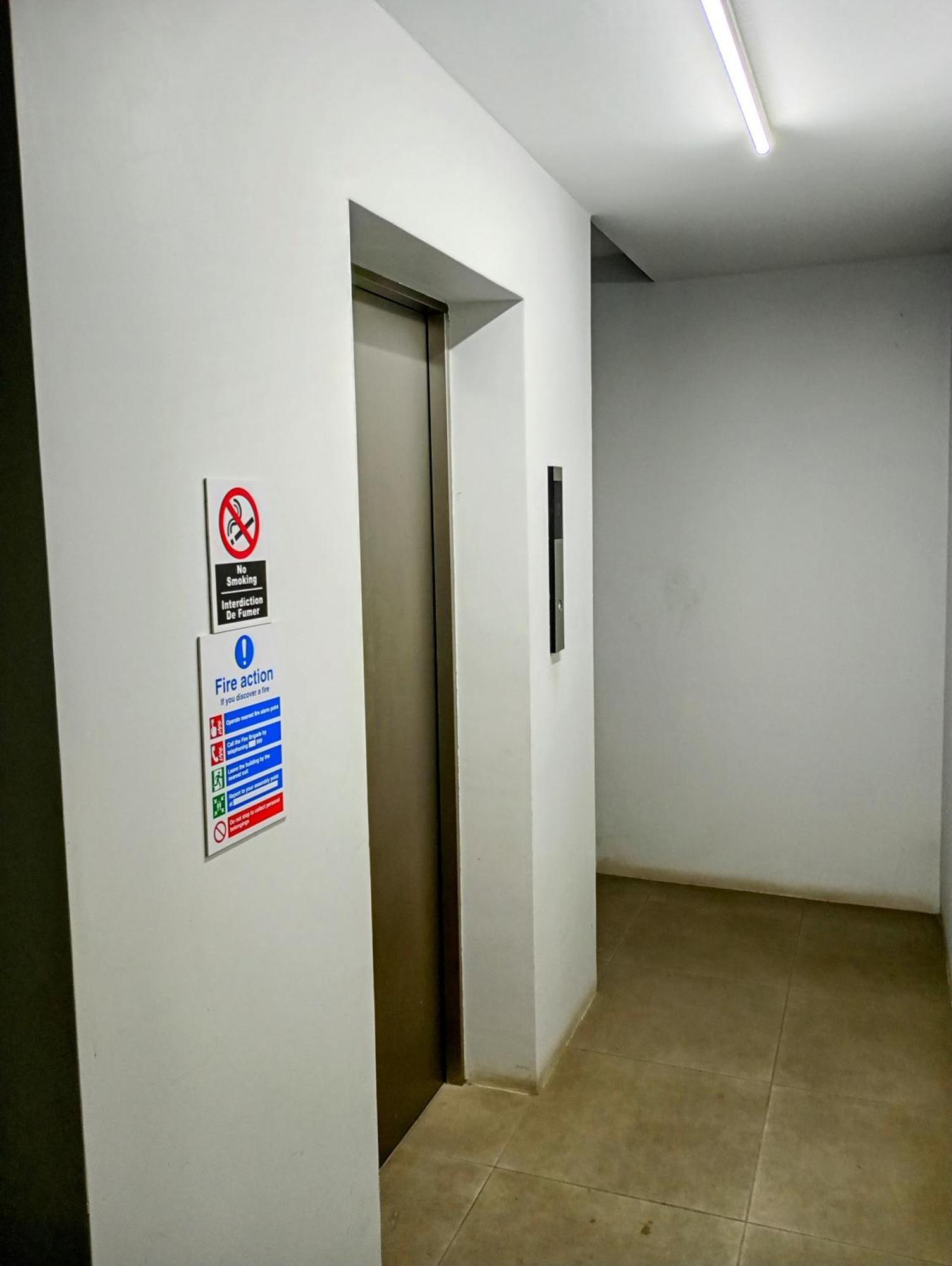 Appt Neuf De 2Ch Ds Residence Avec Piscine, Route Cotiere Grand-Baie Eksteriør billede